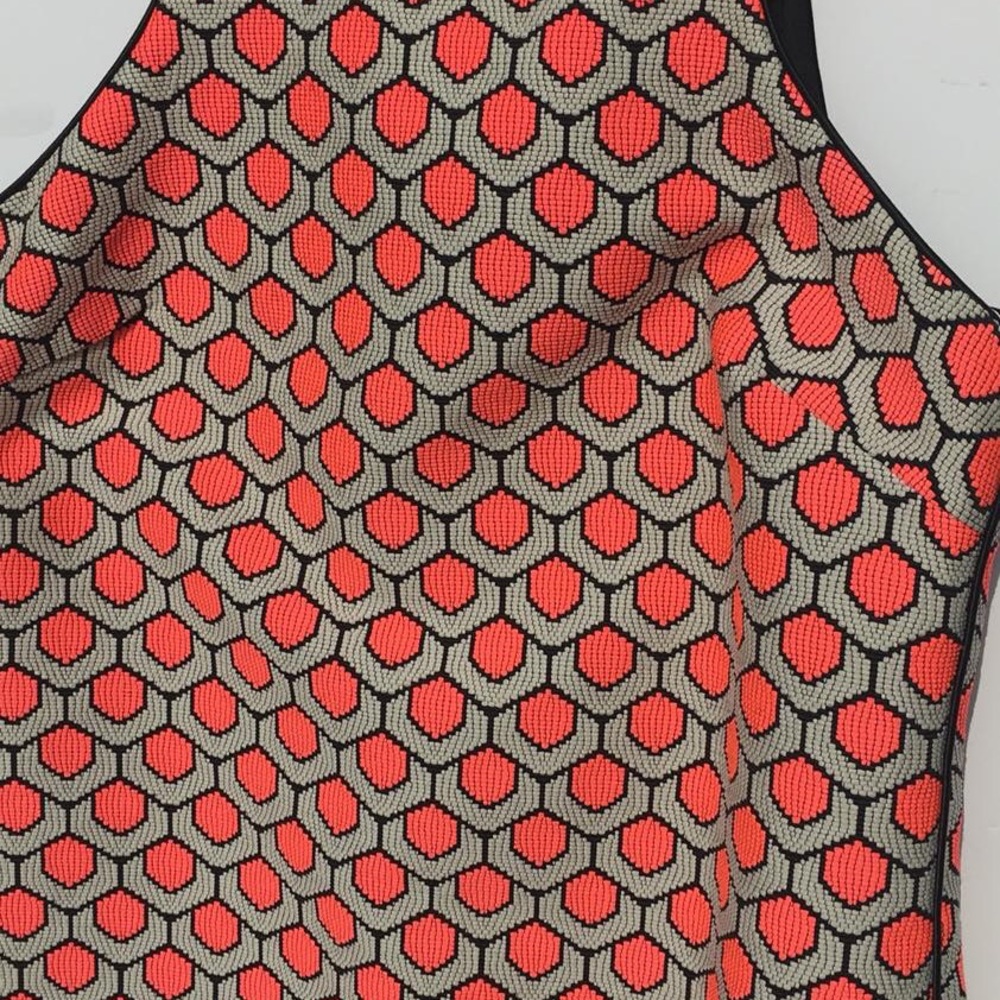 Trina Turk ‘Rosalyn’ Geo-Print Sheath - Picture 2 of 4